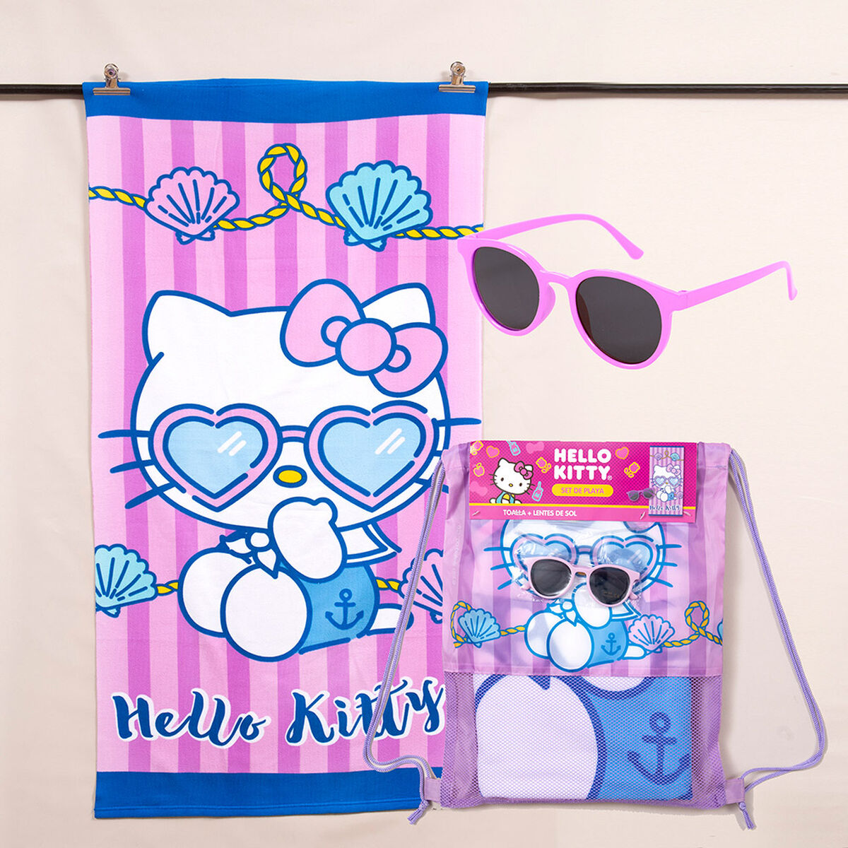 Toalla de Playa Sanrio-Hello Kitty Mar 70x140 cm + Lentes de Sol y Bolso