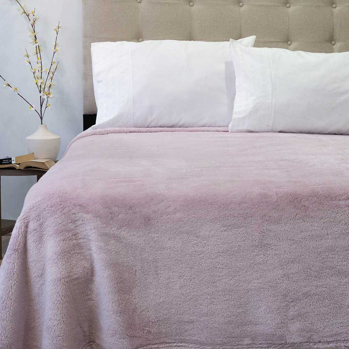 Frazada Poliéster Doral 2 Plazas Deluxe Beige