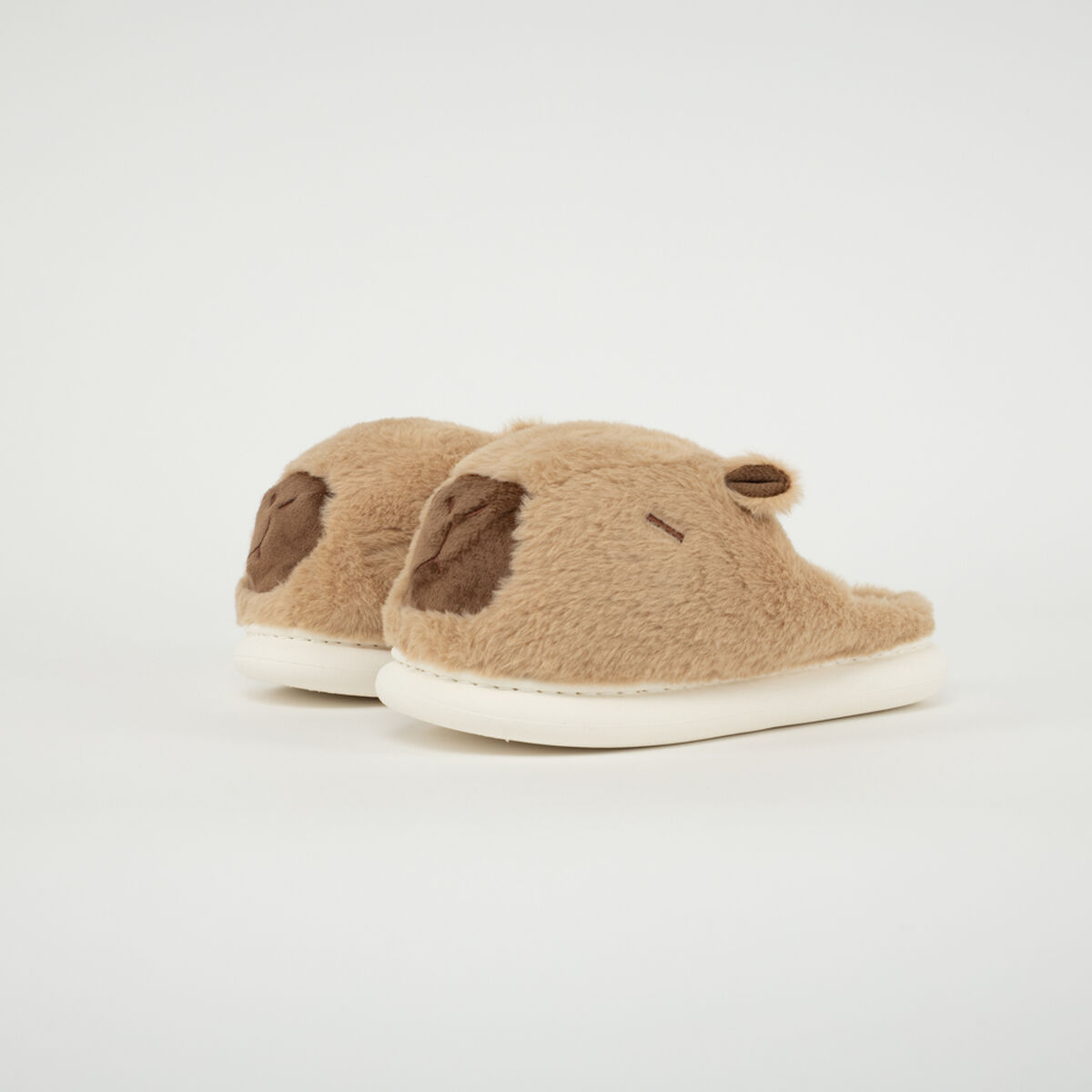 Pantufla Capibara Mujer Icono