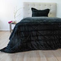 Cubrecama Doral 1.5 Plazas Coteloni Nebula Sherpa Negro