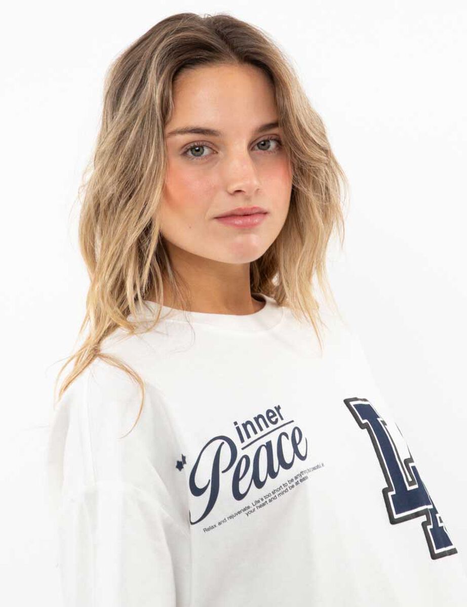 Polera Oversized Con Estampado Manga Corta Mujer Icono