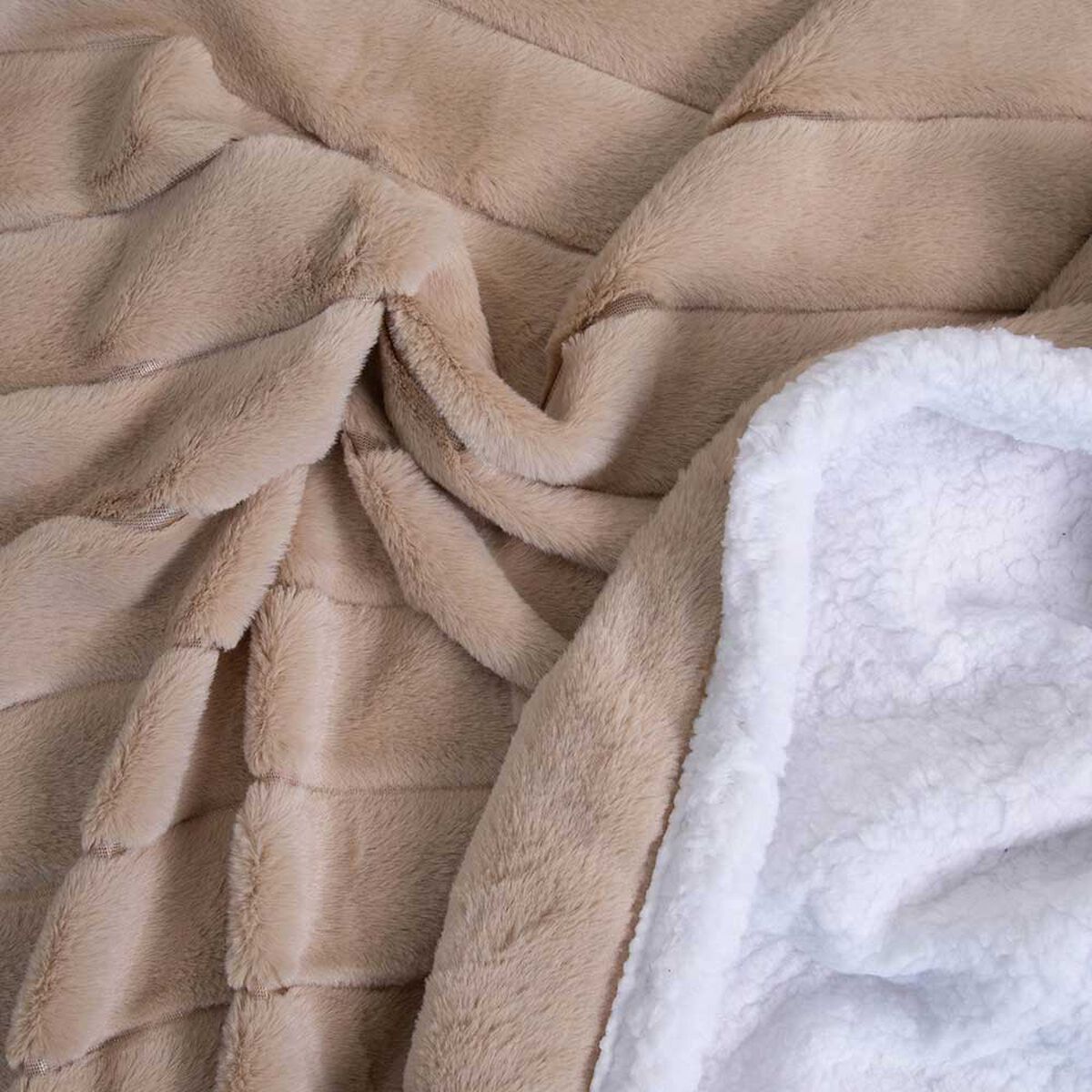 Frazada Poliéster Doral 2 Plazas Deluxe Beige