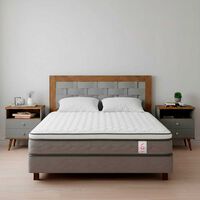 Combo Cama Europea Rosen 2 Plazas New Style 6 + Respaldo + 2 Veladores Dreams 2 Plazas Treliza Gris + Pack Almohadas Celta Imperial Soft Blanco 65 x 45 cm