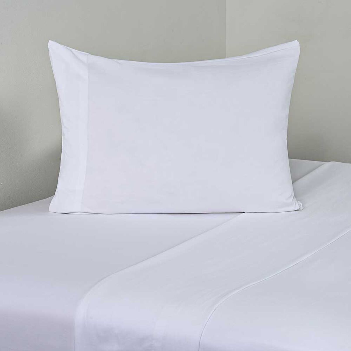 Juego de S&aacute;banas American Family 1.5 Plazas Liso Prewash Blanco