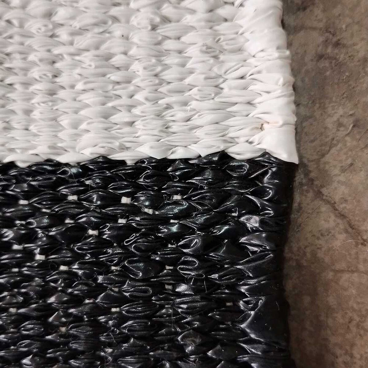 Bajada de Cama Idetex Kala D2 110 x 70 Negro