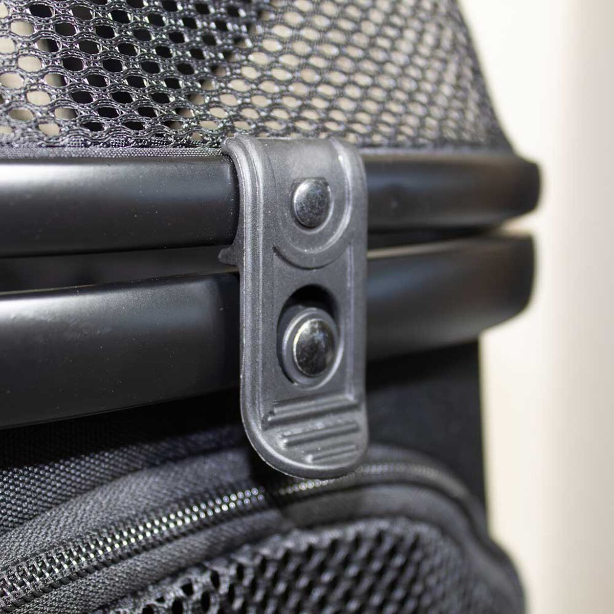 Coche Premium Maine Negro Beepet