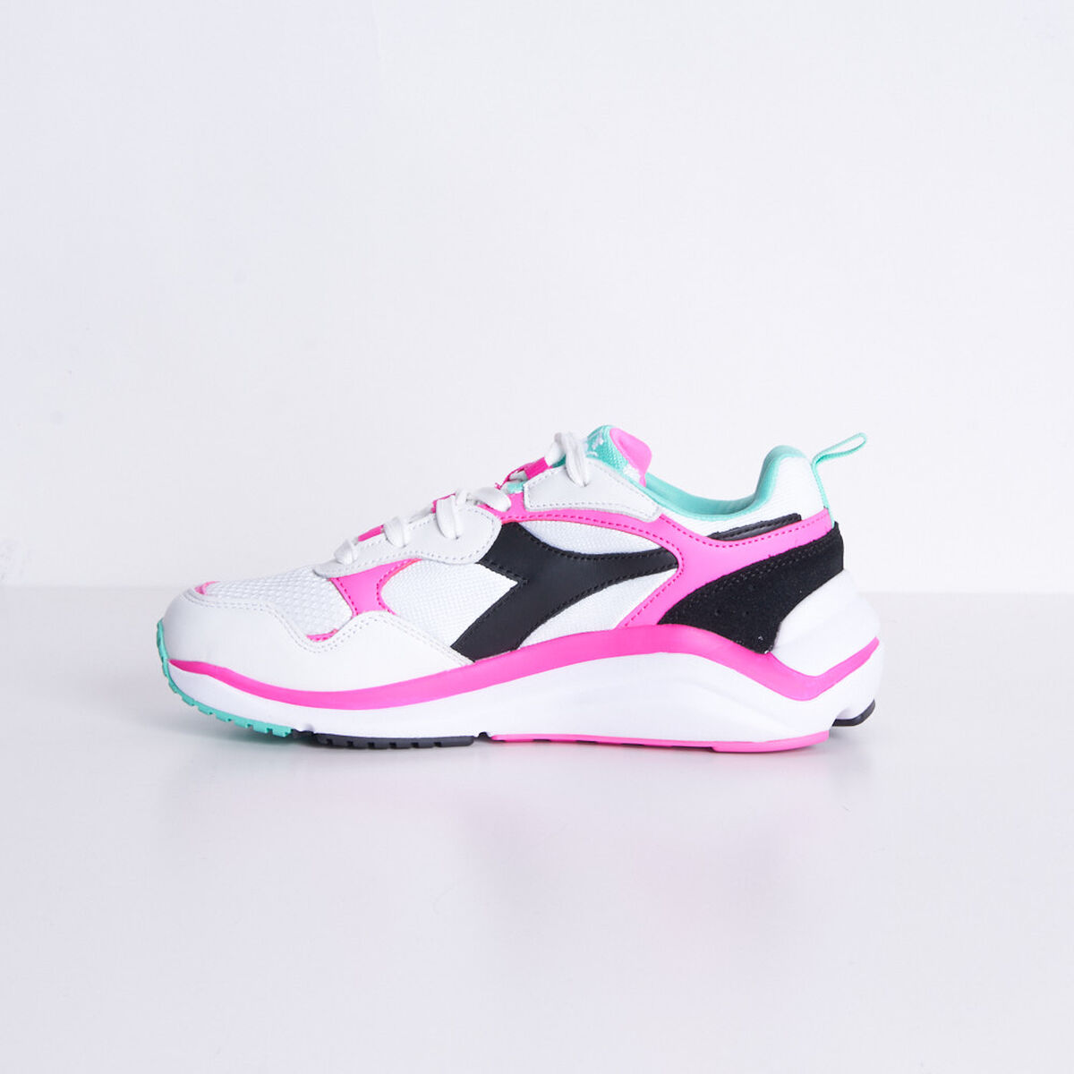 Zapatilla Mujer Diadora Whizz Run Fuchsia