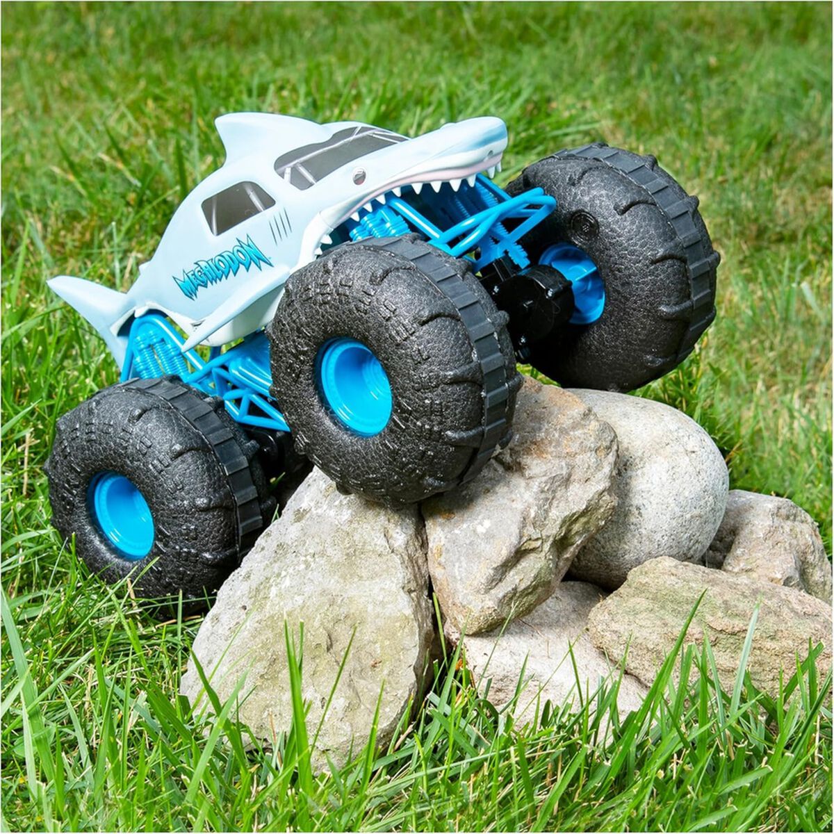 Vehículo Megalodon Storm Monster Jam