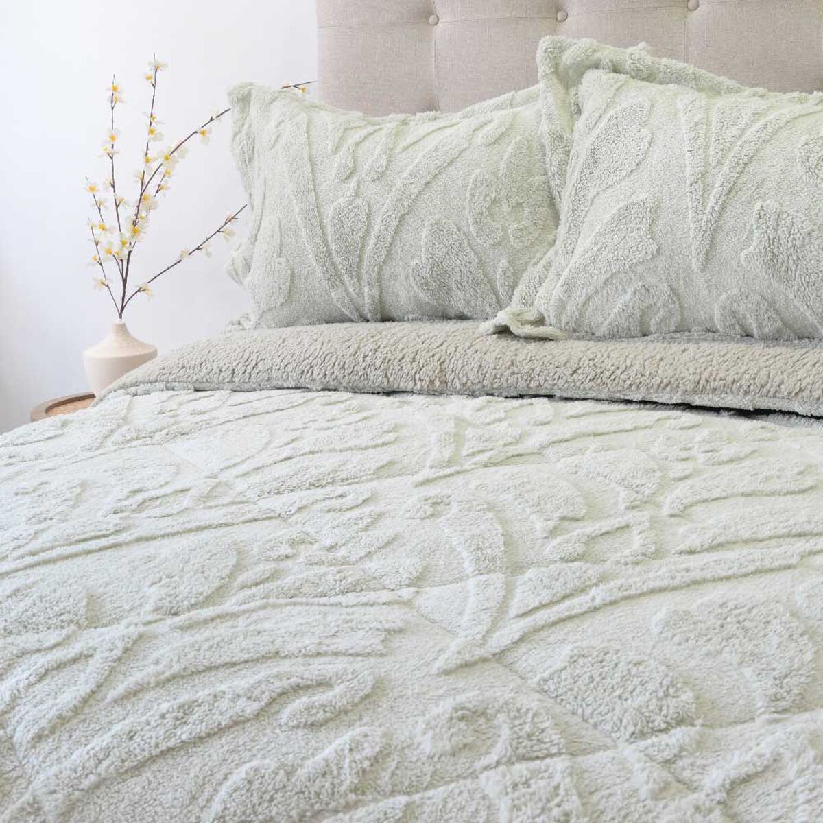 Cubrecama Doral King Jacquard Liso Beige