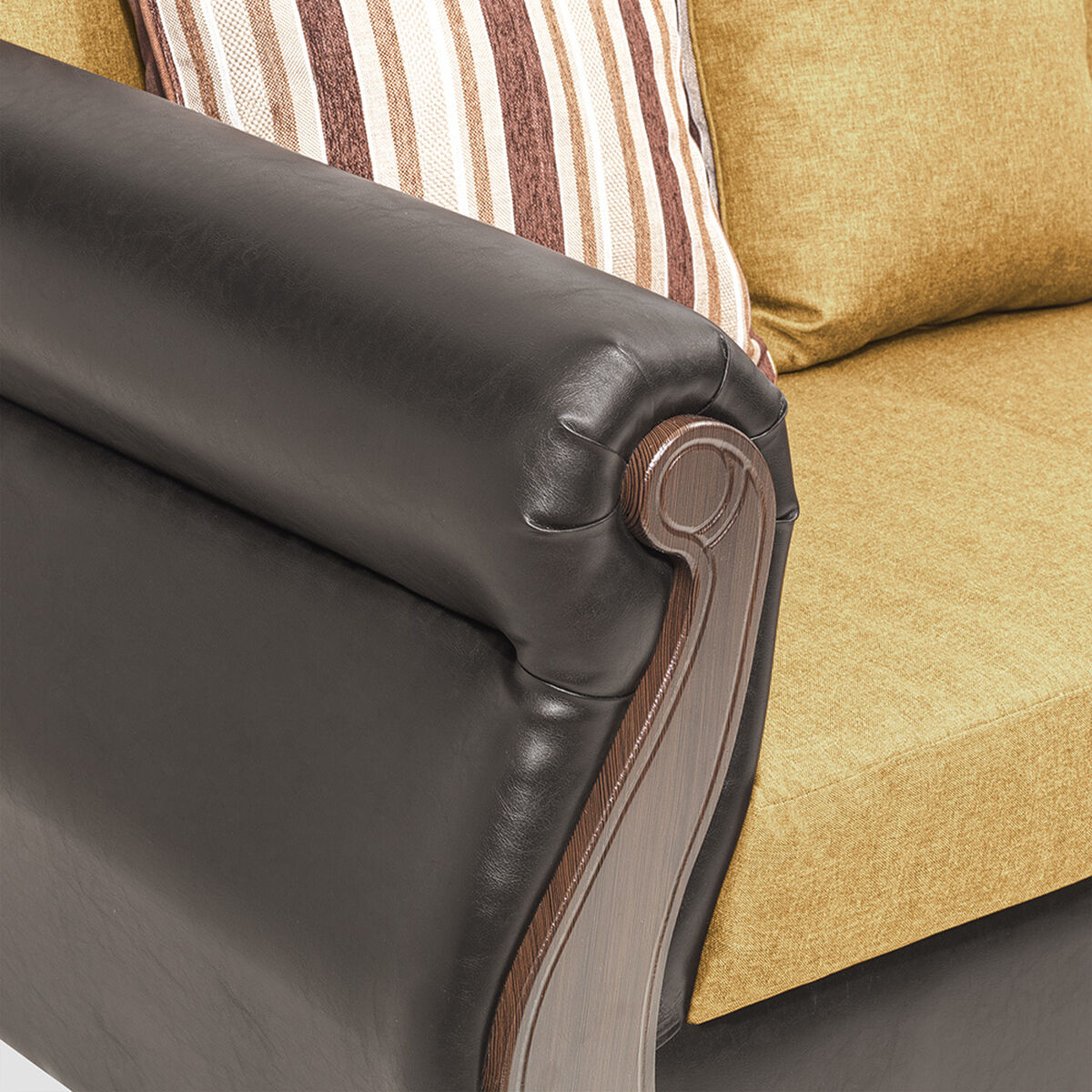 Sofá Seccional Reversible Innovamuebles New Bugambilia Oro 3-1 