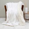 Manta Doral Plush Sherpi 127x152 cm D6