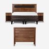 Cama Europea Rosen Base Dividida 2 Plazas Ergo T + Respaldo + 2 Veladores Ferrara + Cómoda Baker