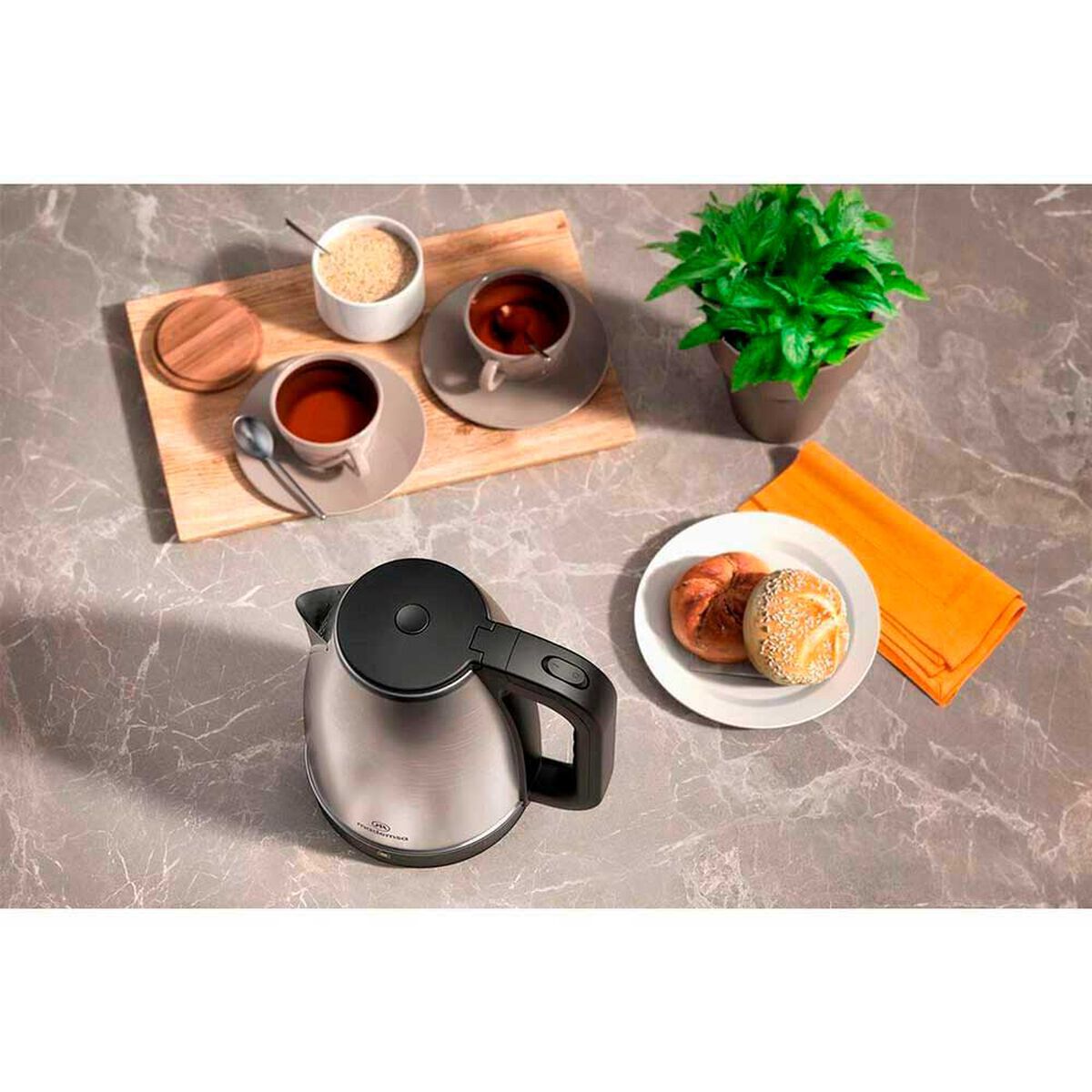 Hervidor El&eacute;ctrico Mademsa MEK10 1,8 lts.