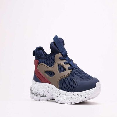 Zapatilla Urbana Ni&ntilde;o Cutback