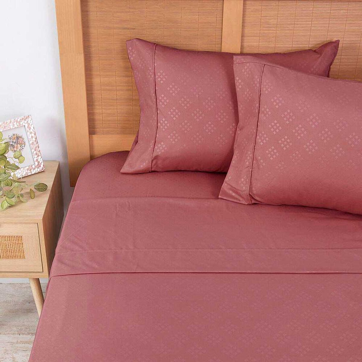 Juego de S&aacute;banas Plumetti 1,5 Plazas Mimosa Rojo