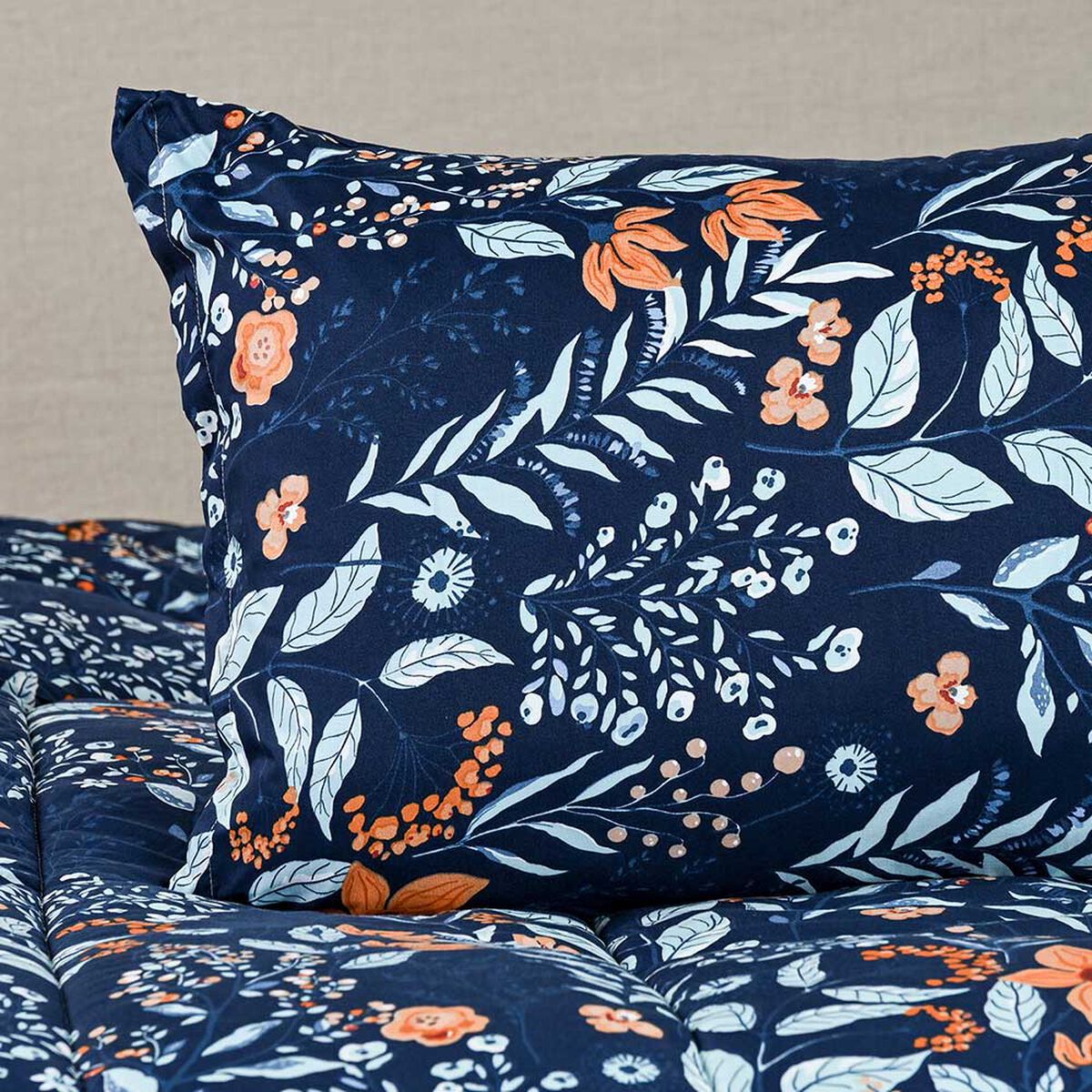 Plum&oacute;n American Family 1.5 Plazas Frambella