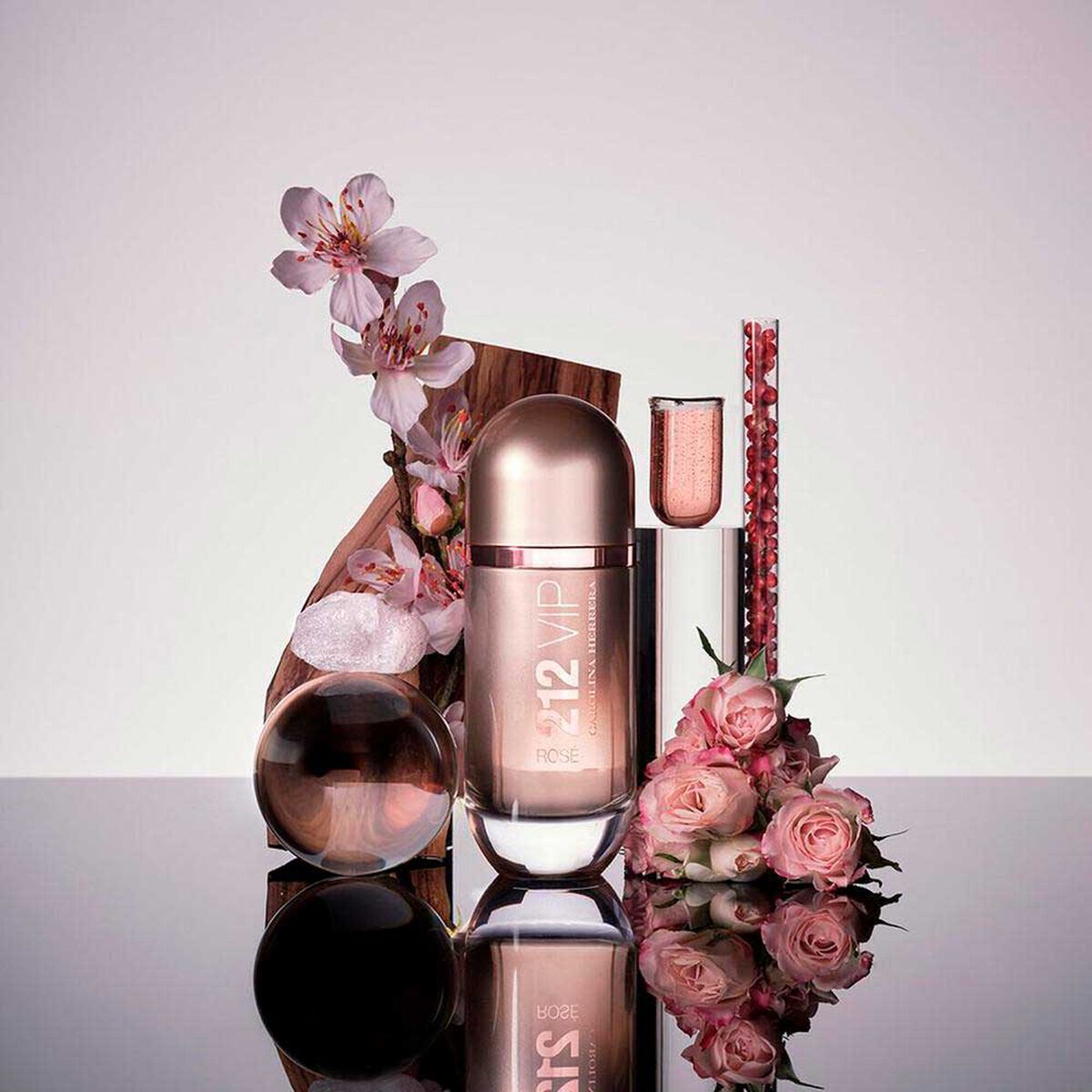 Perfume Carolina Herrera 212 VIP Ros&eacute; EDP 30 ml