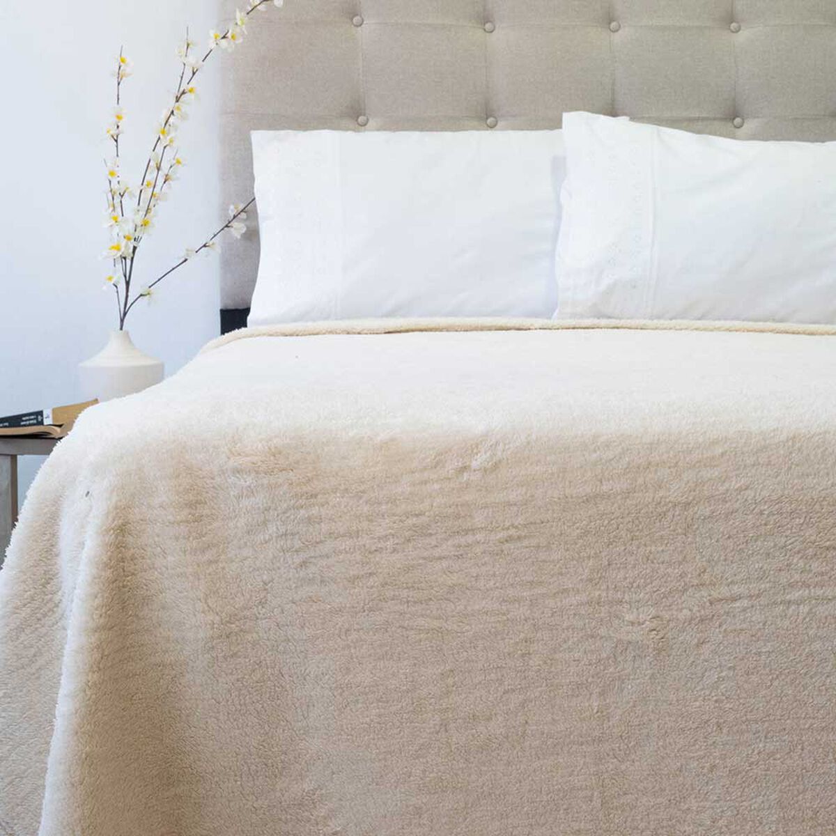 Frazada Poliéster Doral 2 Plazas Deluxe Beige