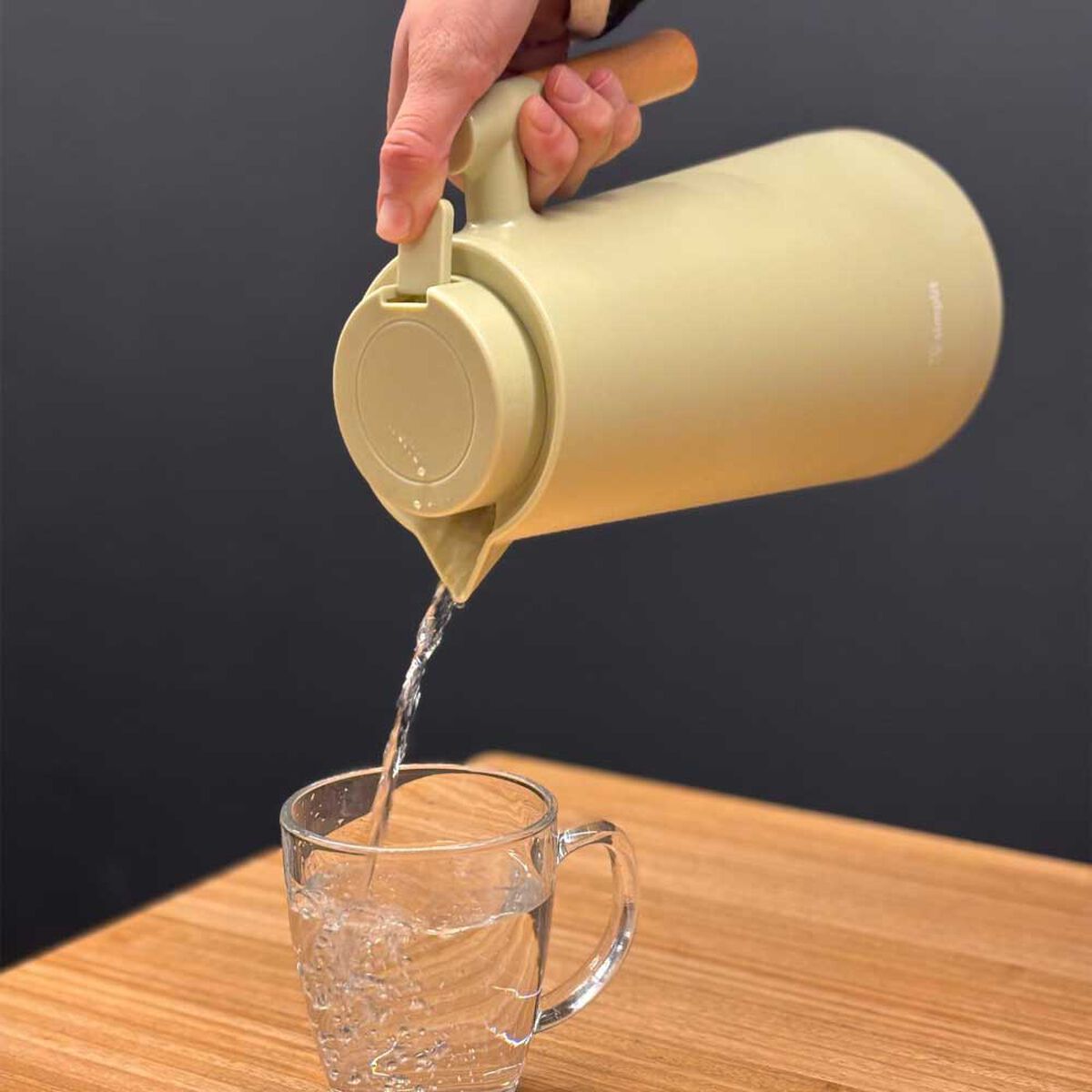 Termo Jarra Simplit Clásico Insulado 1 Litro Gris