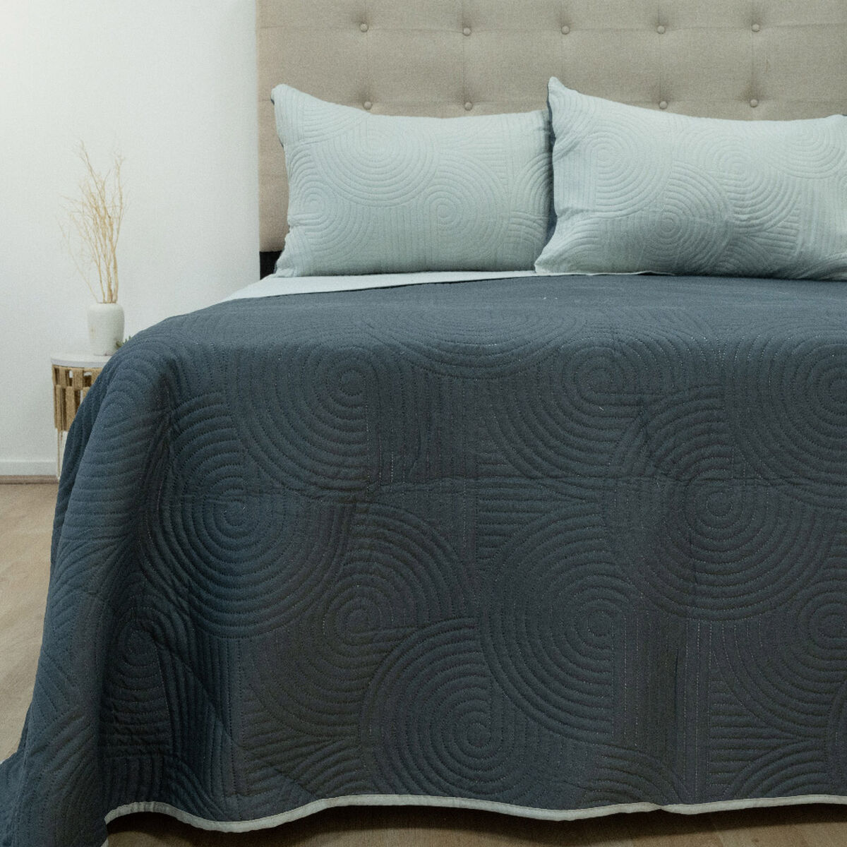 Quilt Doral Hotpress Bi-Color King Gris