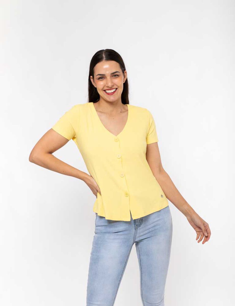 Polera Lisa Manga Corta Cuello V Botones Mujer Zibel