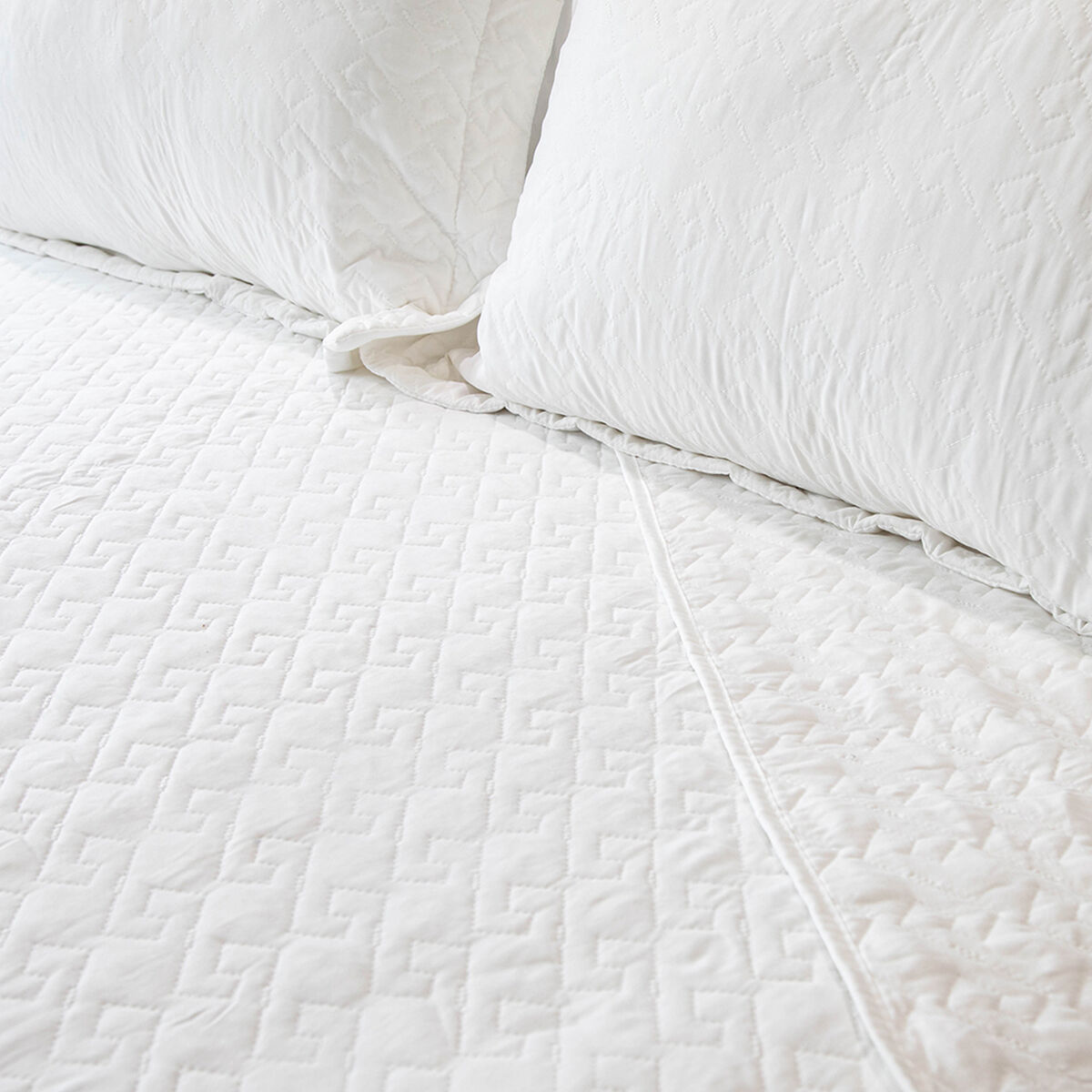 Quilt Doral King Blanco Velvety