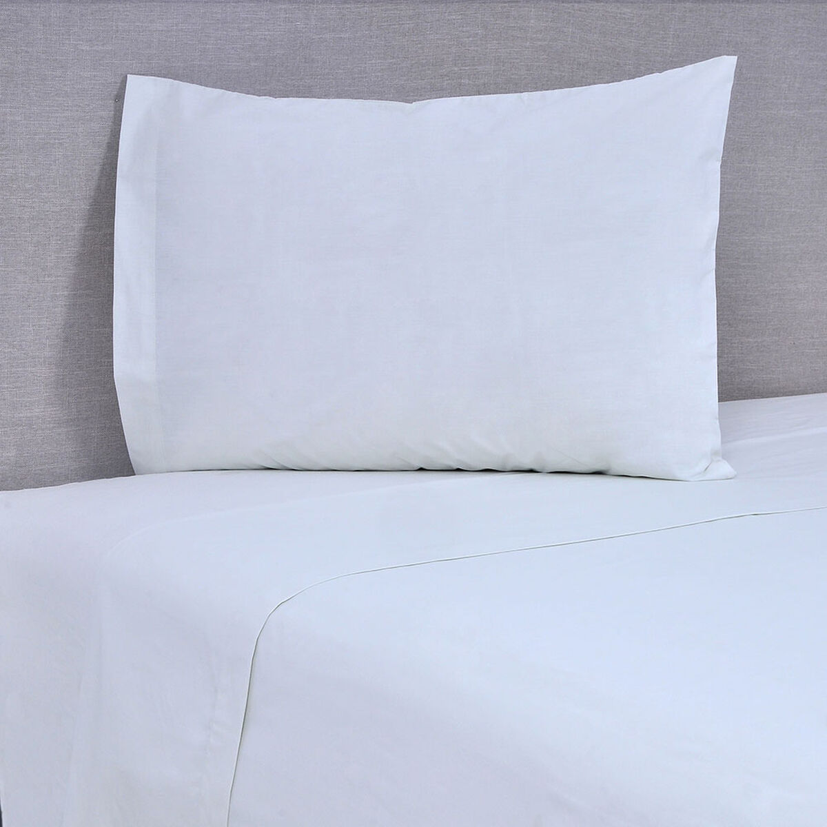 Juego de Sábanas Mashini 200 Hilos 1,5 Plazas Liso Gris