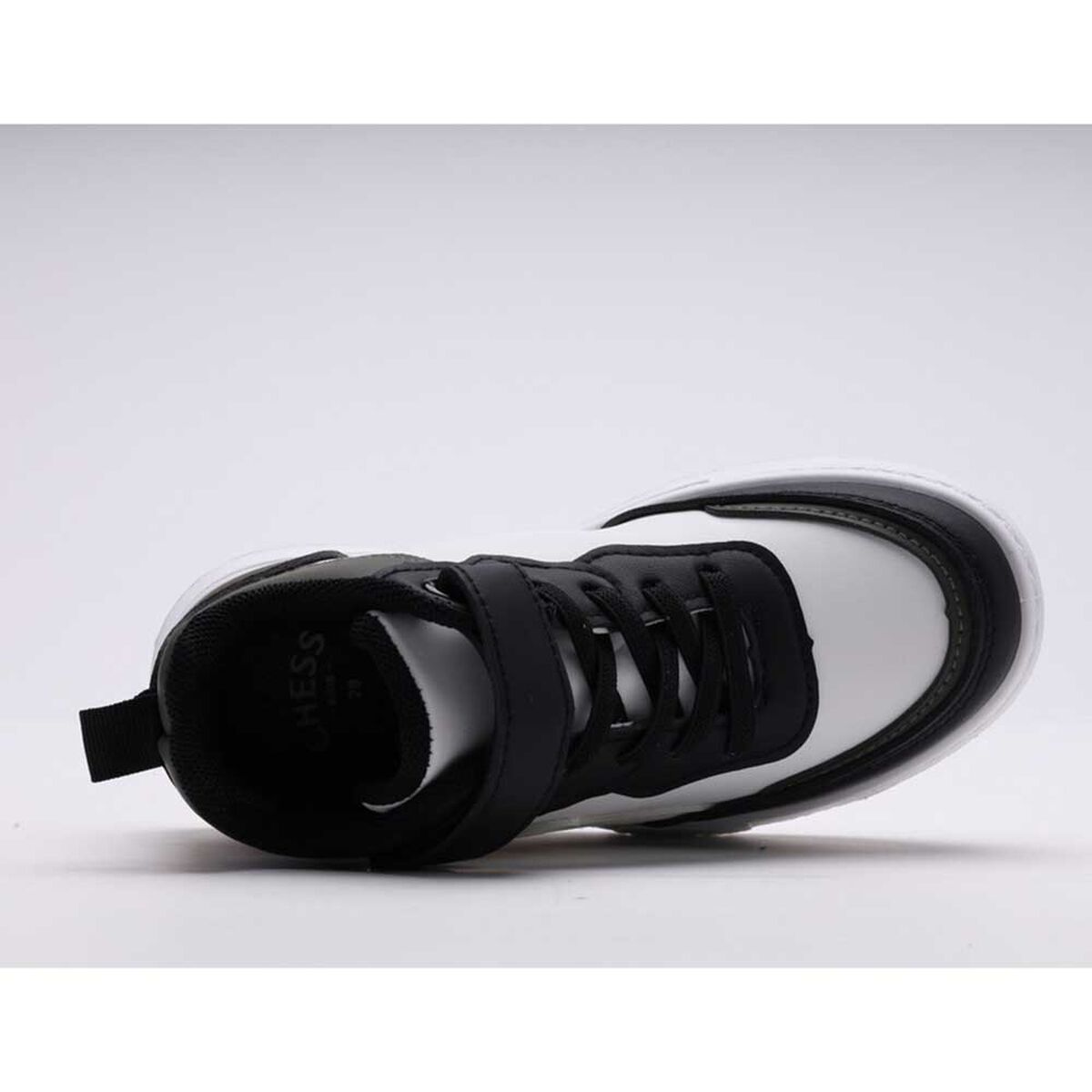 Zapatilla Urbana Ni&ntilde;o Chess