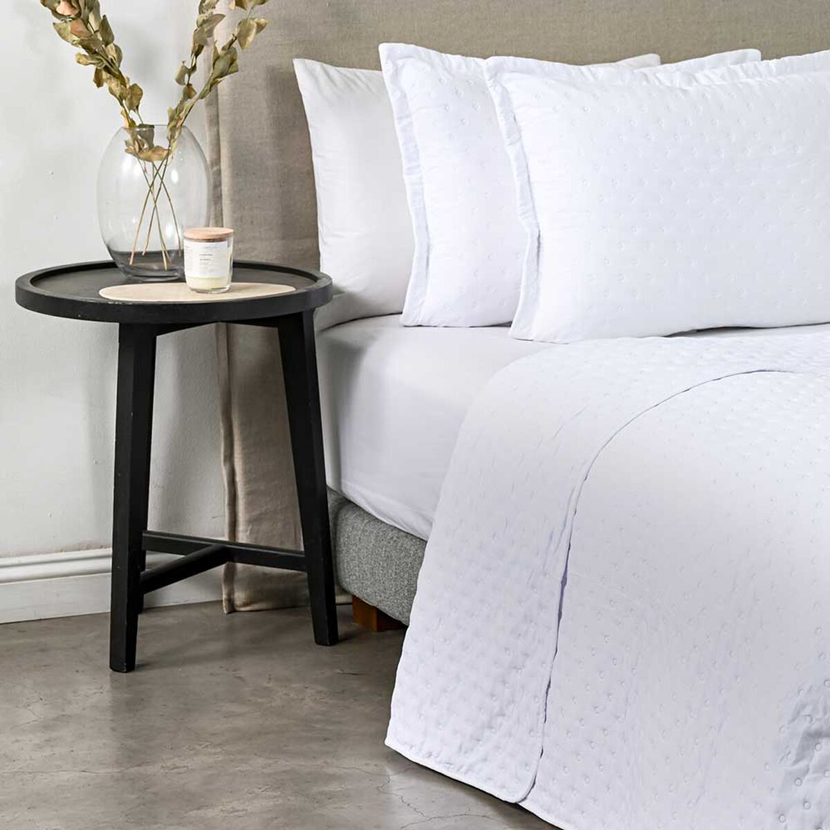 Quilt American Family 2 Plazas Dots Blanco