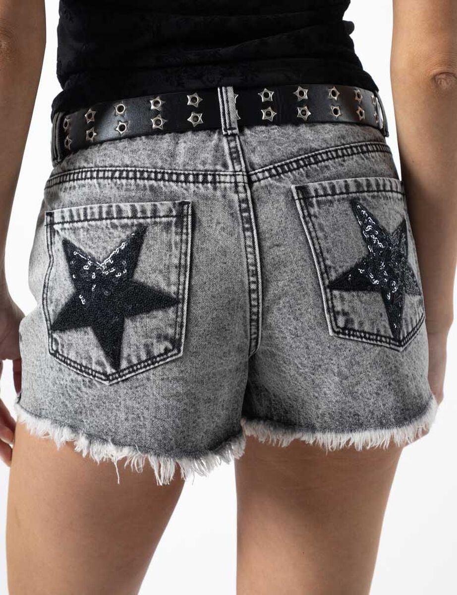 Short Mujer Soviet