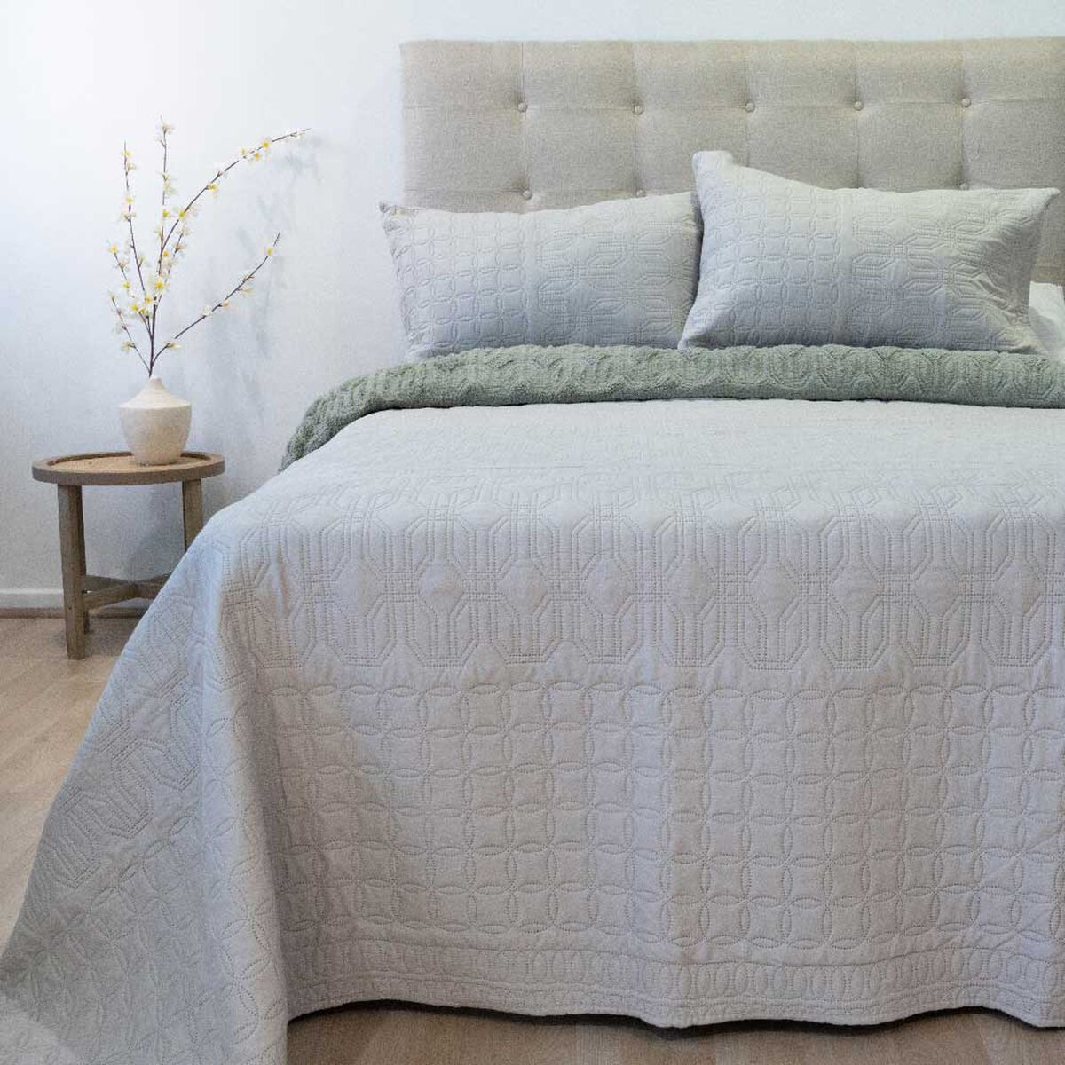 Quilt Doral 2,5 Plazas Viena Liso Arena