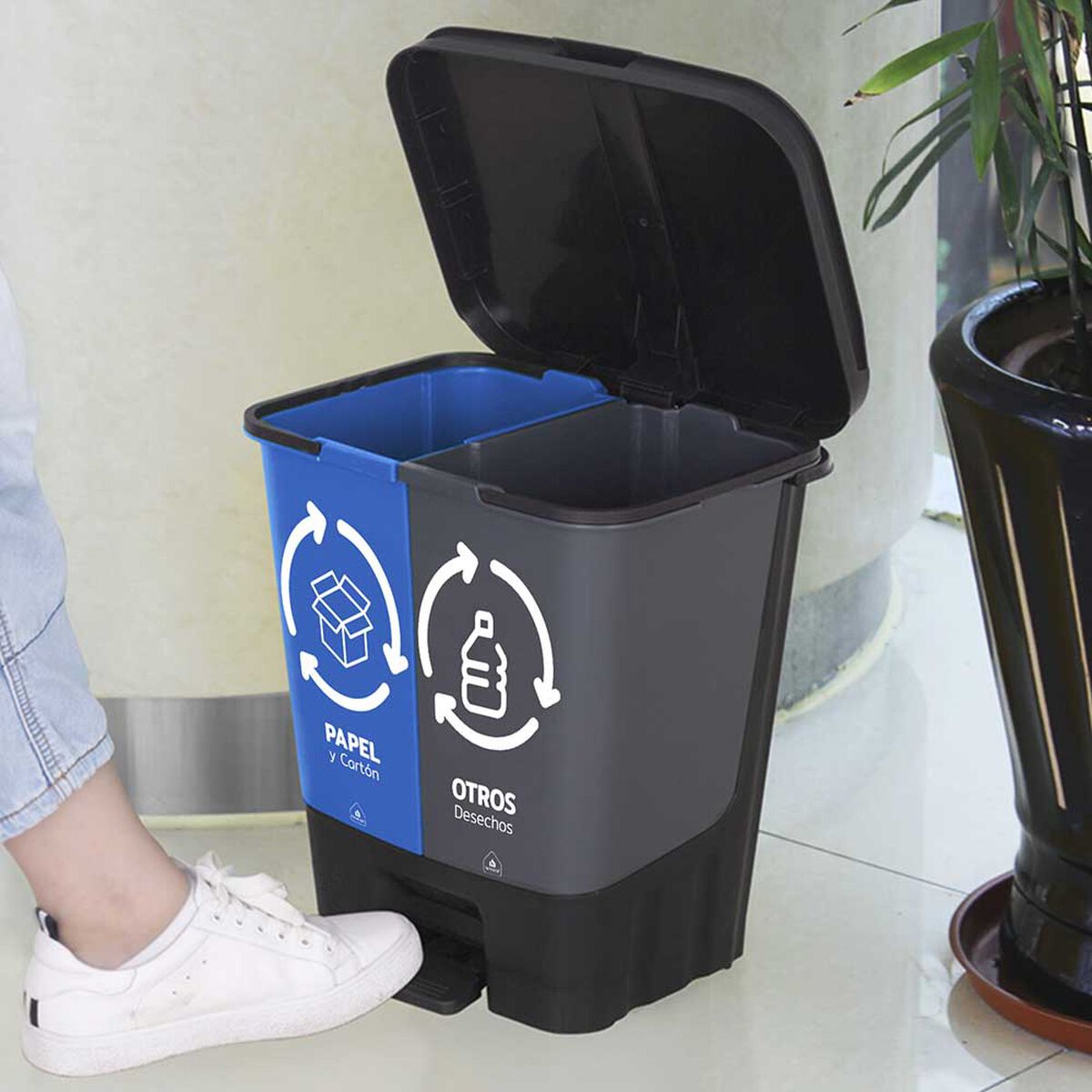 Basurero Homeclaf 60 lt Negro