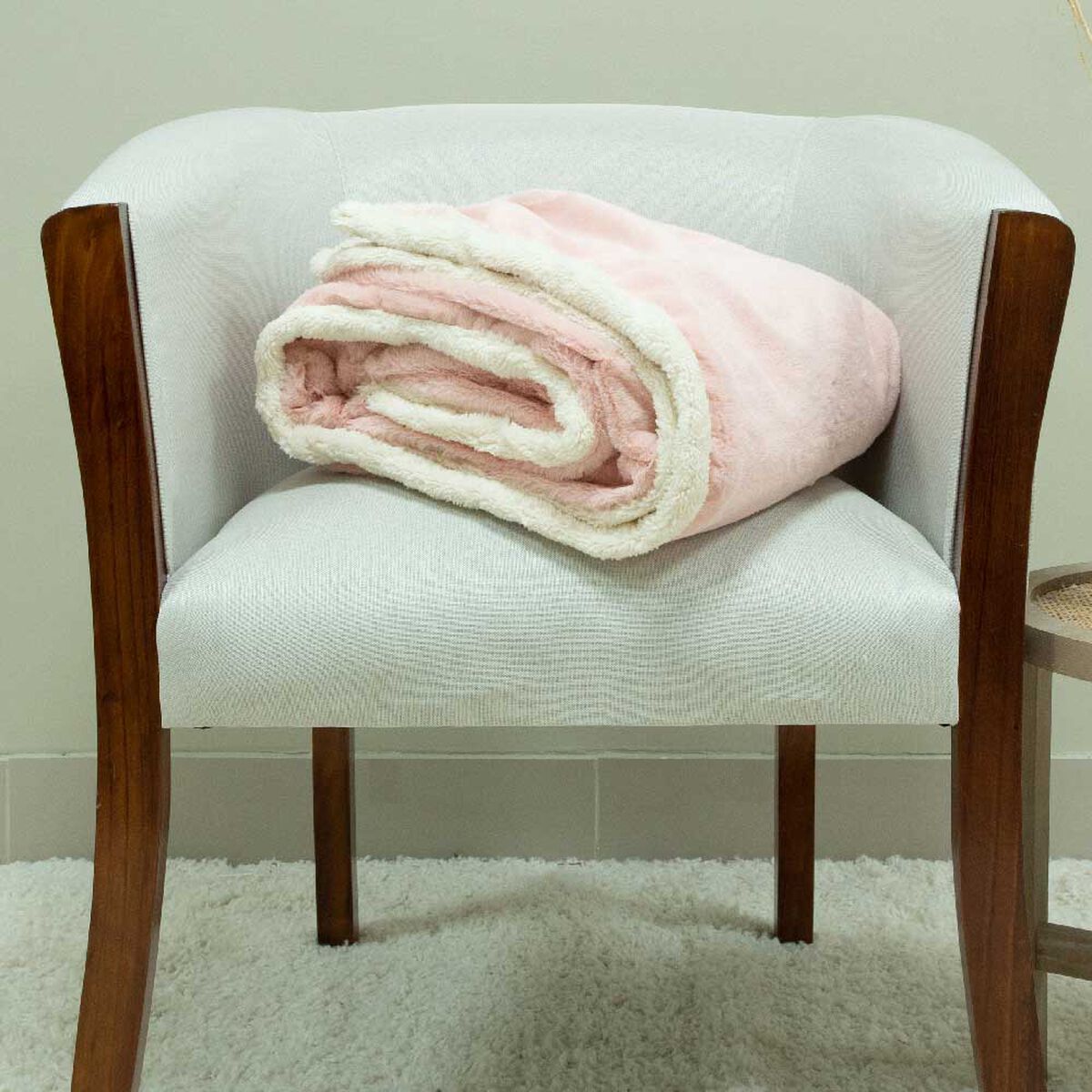 Manta Doral Fluffy 127x152 cm D10