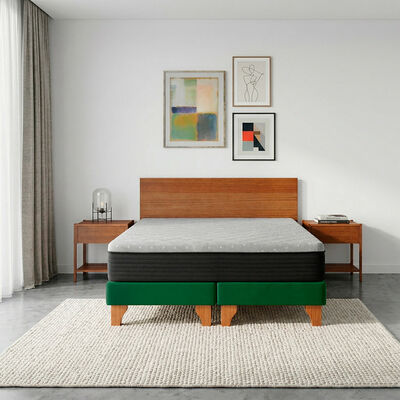 Cama Europea Latam Home 2 Plazas New Top Tela Velvet Verde + Maderas Orion