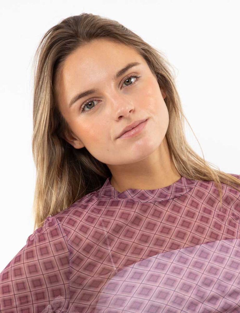 Polera Crop Transparente Estampada Manga Larga Mujer Icono
