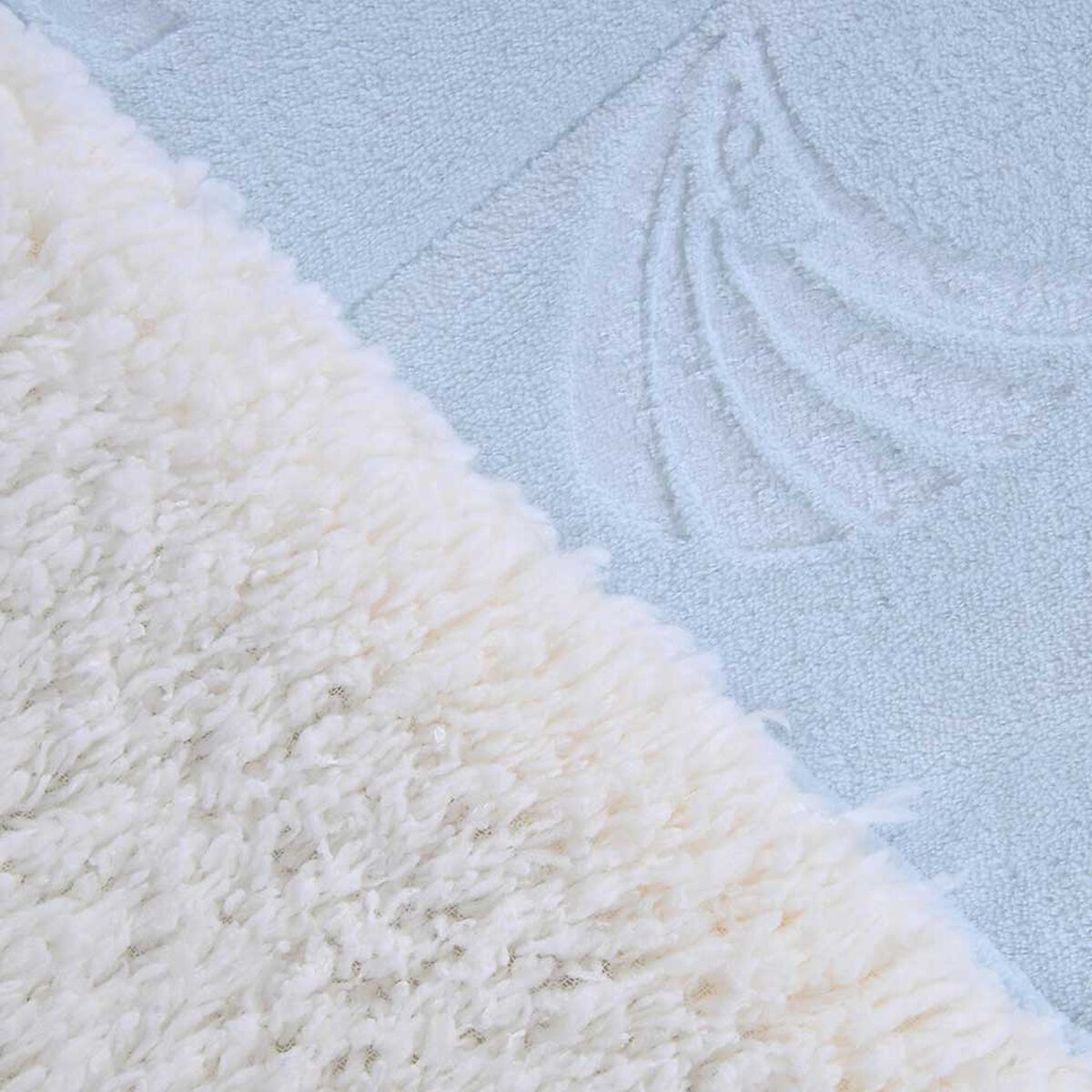Plumón Liso Mashini 2 Plazas Coral Emboss Celeste