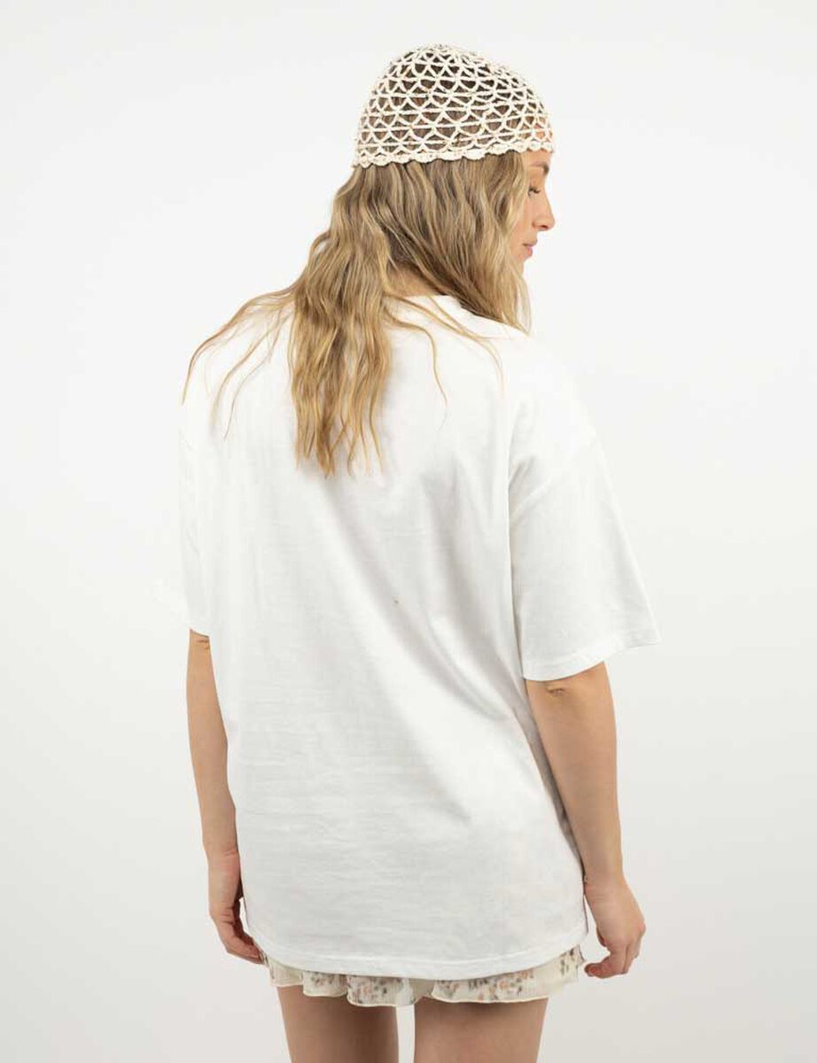 Polera Oversized Con Estampado Manga Corta Mujer Icono
