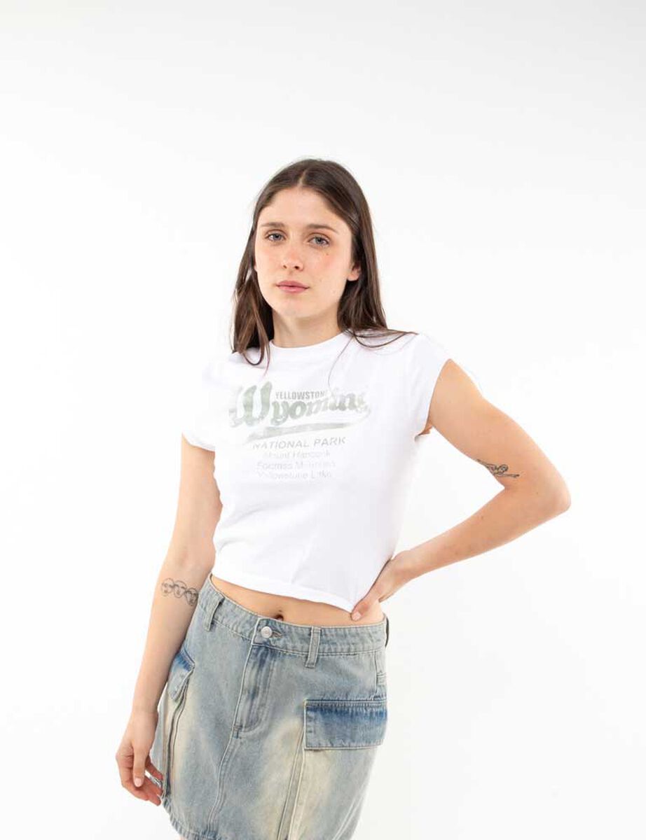 Polera Crop Estampada Manga Corta Mujer Icono