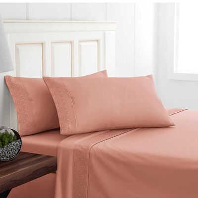 Imagen 2 del producto Juego de Sábanas Doral King Santorini Liso Broderie Rosa