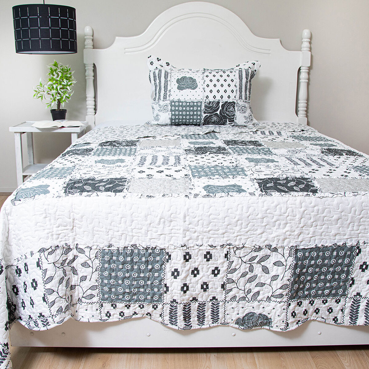 Quilt Doral Patchwork con Aplicación Deluxe Compose D4 1,5 Plazas