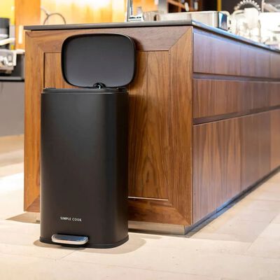 Basurero Negro Mate con Pedal Simple Cook 30 L