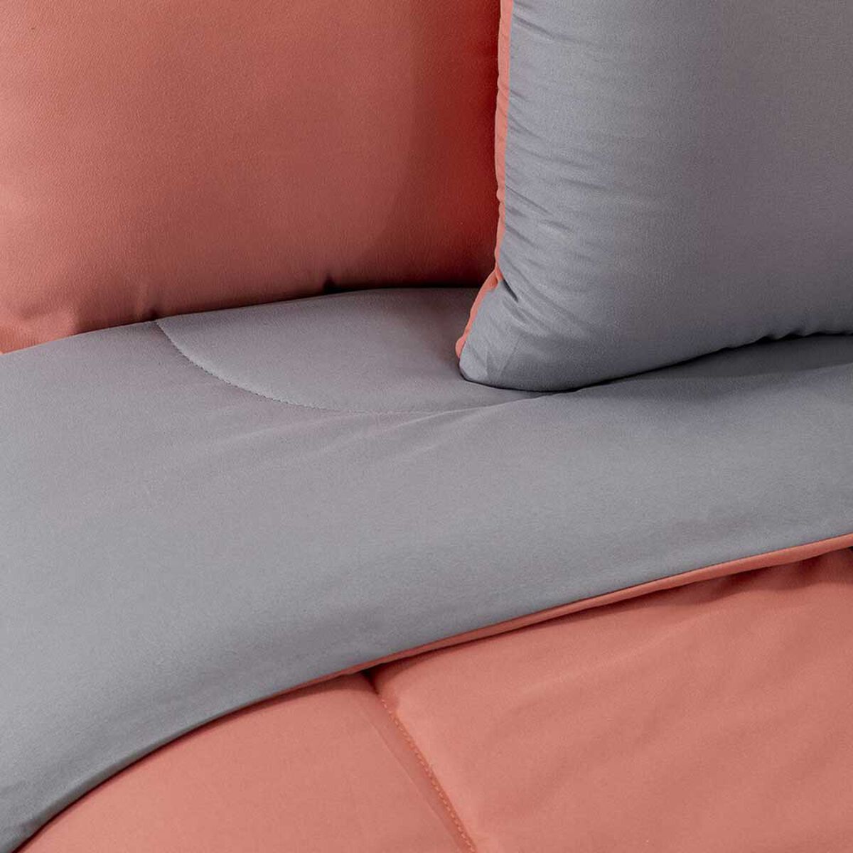 Set Plumón Bicolor + 2 Cojines Casanova 1,5 Plazas Liso Coral Gris