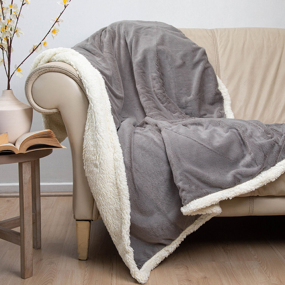 Manta de Poliéster Doral 127 x 152 cm Fluffy Gris