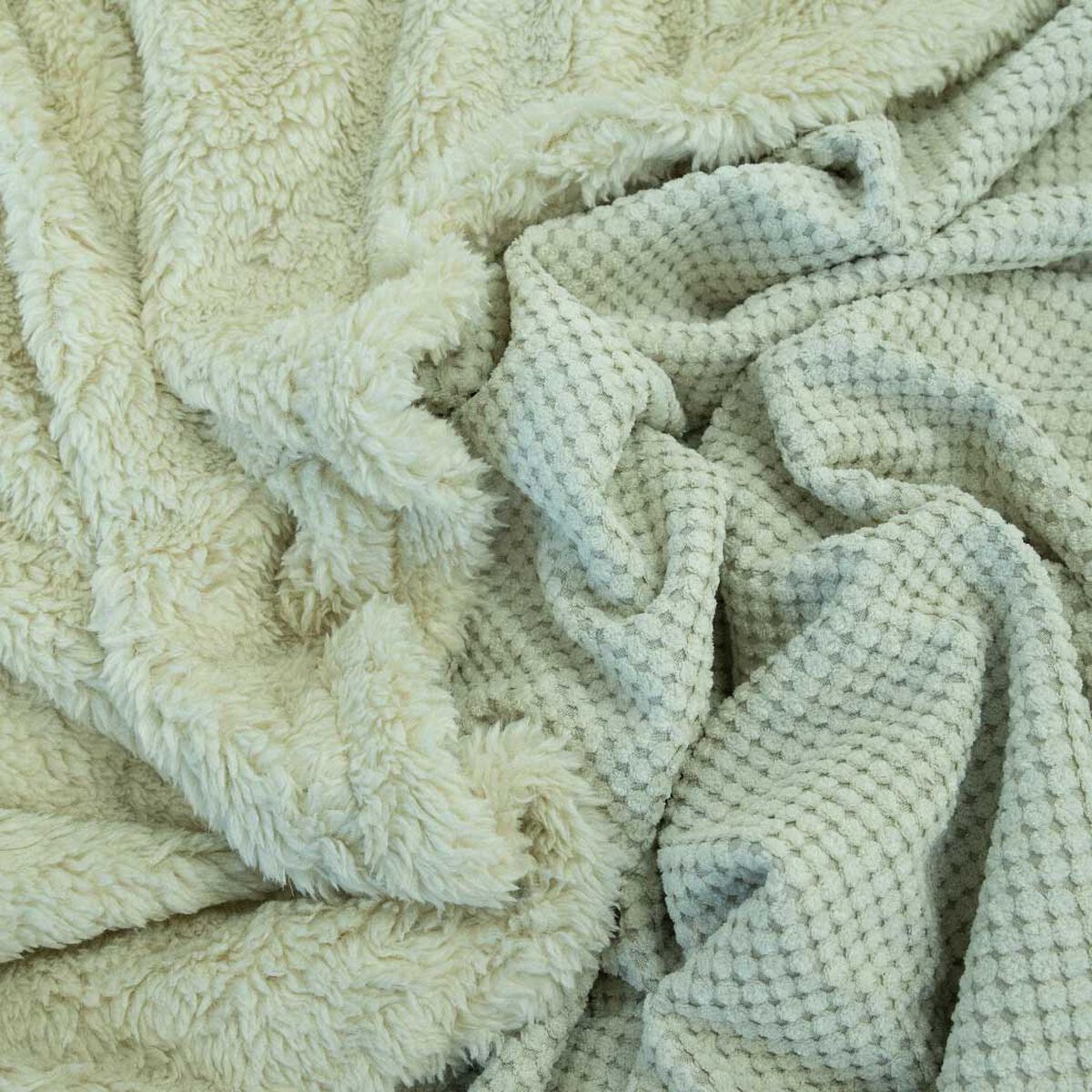Frazada Doral 1,5 Plazas Coral Pop Sherpa D3