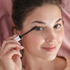 Set Makeup 1 Macara de Pestañas + 1 Serum Power Belen Soto x Etienne