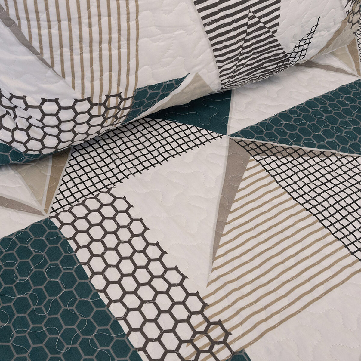 Quilt Doral 1,5 Plazas Stitchy Aristas
