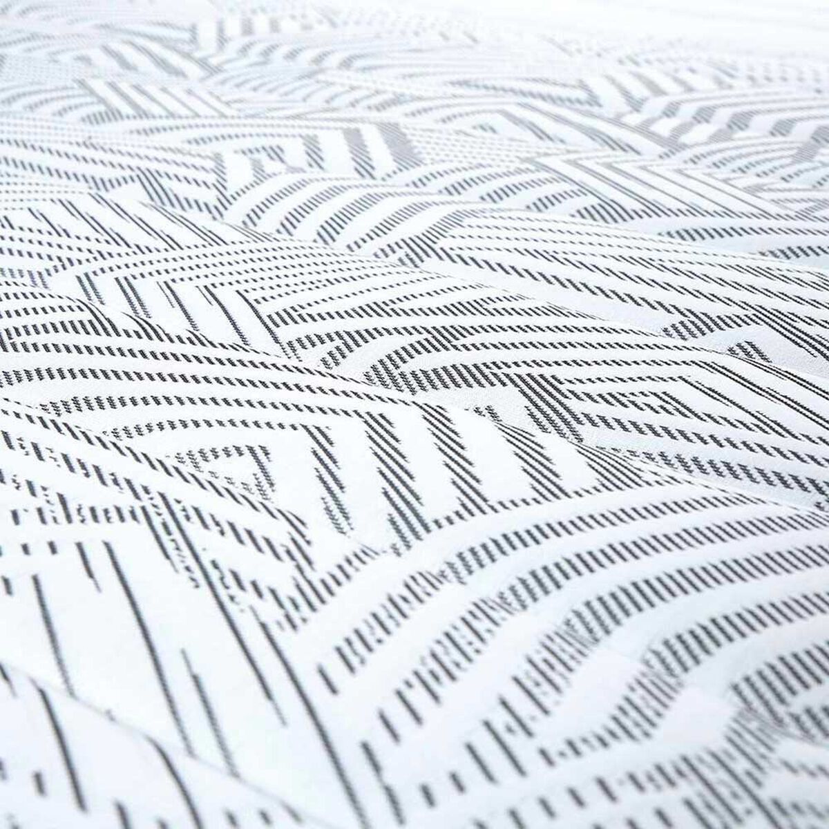 Cama Europea Rosen 2 Plazas Tempo + Respaldo + 2 Veladores Rachel