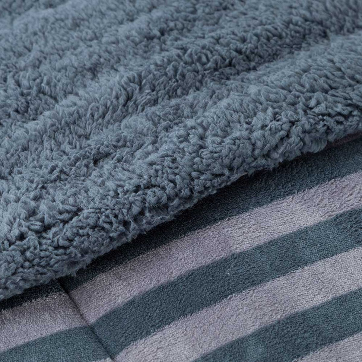 Plumón Coral Sherpa Casanova 1,5 Plazas Rayas Azul