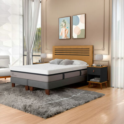 Combo Cama Europea CIC Base Dividida 2 Plazas Balance + Respaldo 2 Plazas + 2 Veladores Casanova Caroline Natural