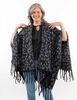 Ruana Animal Print Mujer Bside